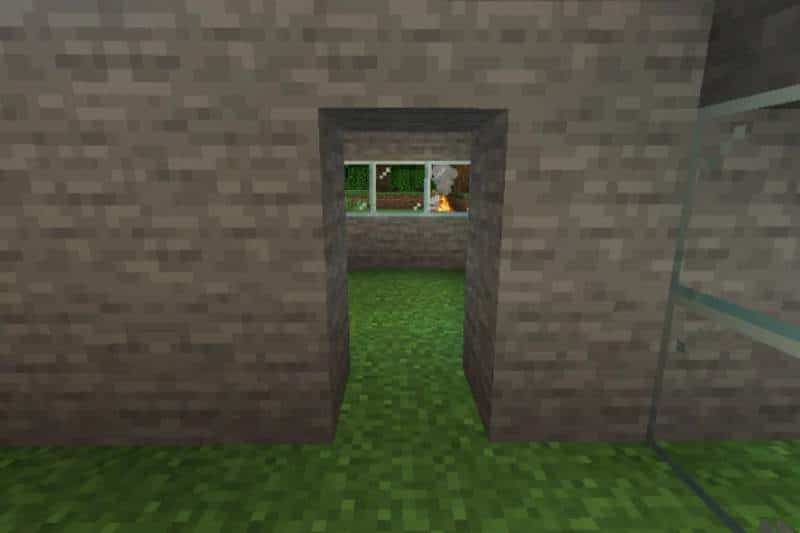 How to Make a Secret Door in Minecraft