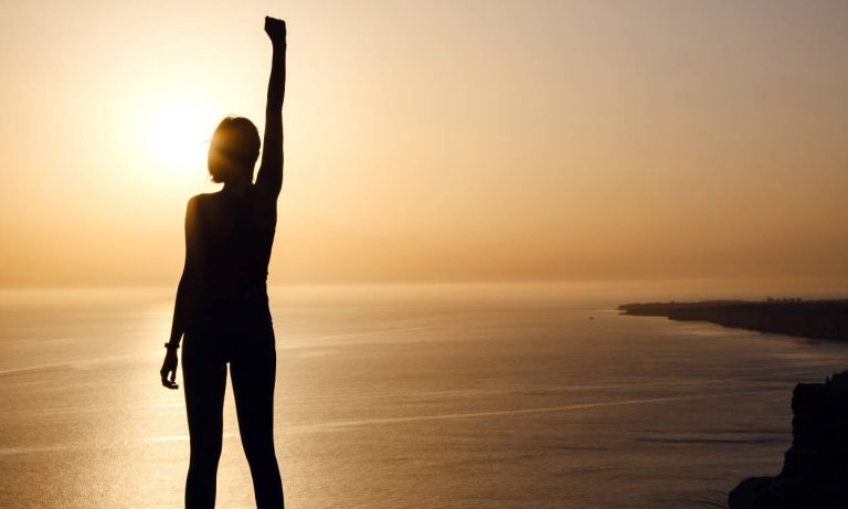 The Power of Positivity: How to Cultivate a Positive Mindset and Live a Happier Life