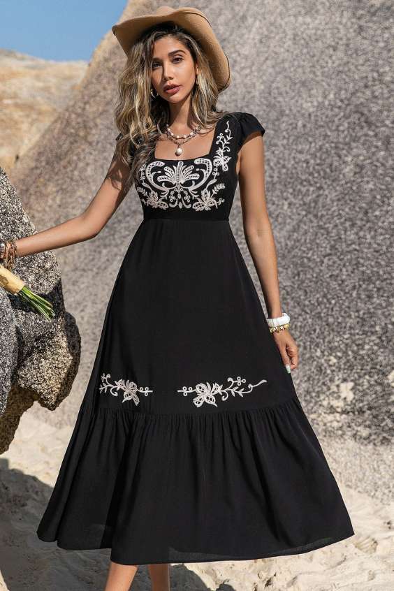 Mexican Embroidered Dress - quinceanera mexican dress Black