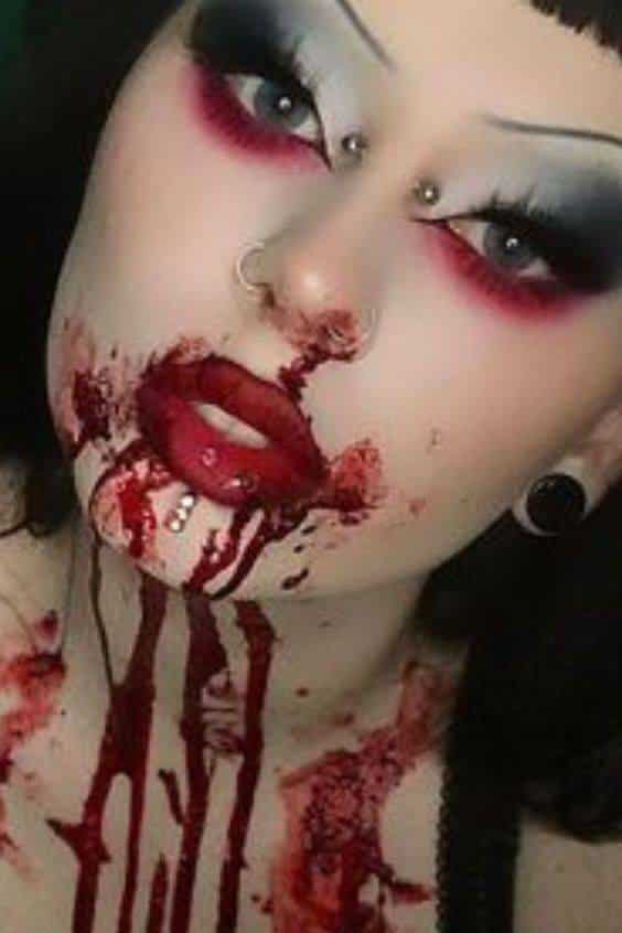 Halloween makeup looks Scary Bloody