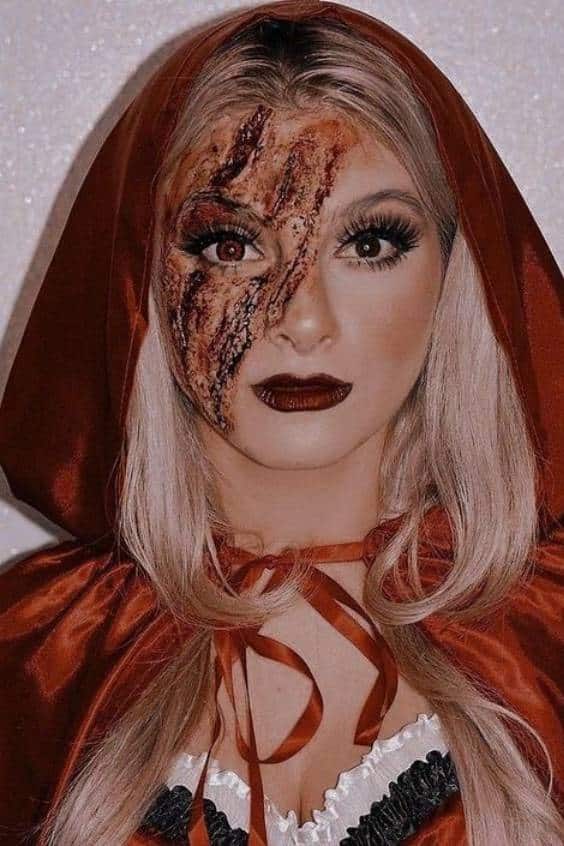 Vampire makeup looks Scary
