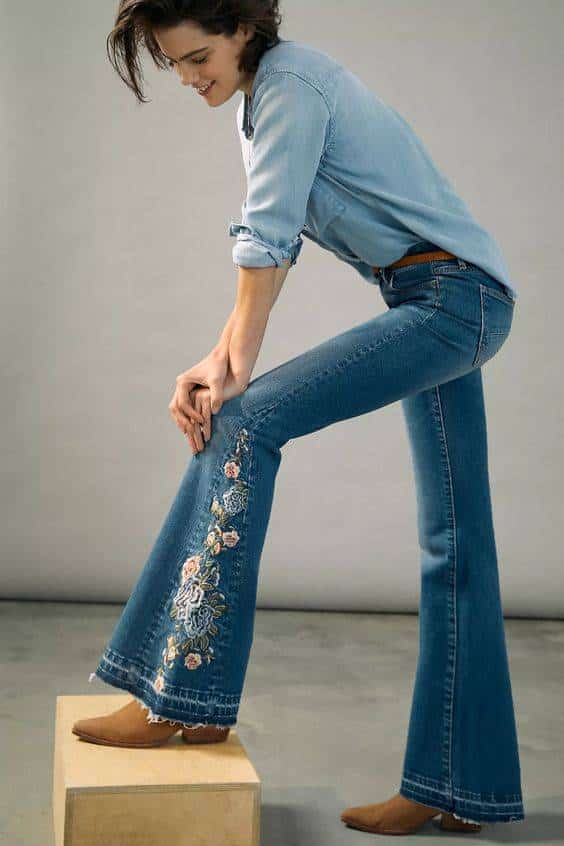 Women‘s Flare Jeans Pants Full Length Denim Embroidered Micro-elastic Mid Waist