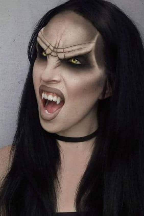 Vampire Makeup Ideas For Your Bewitching Look