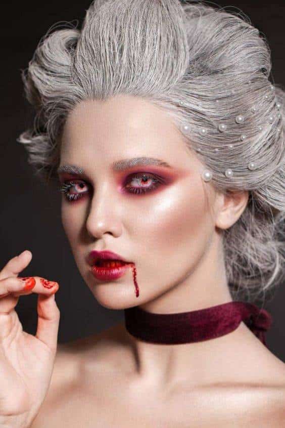 Scary Vampire Makeup Ideas For Bewitching Look