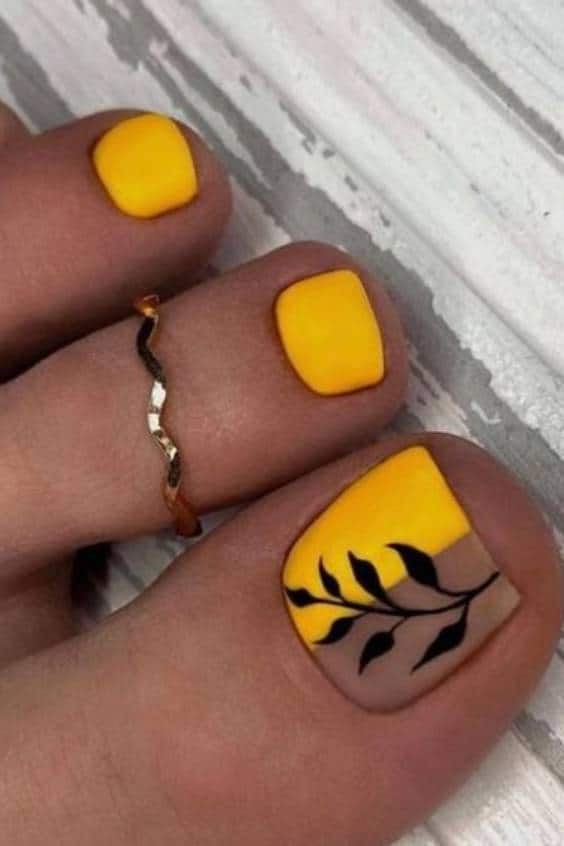 Yellow and Black Toe Nail Designs - Shimmering Leaves