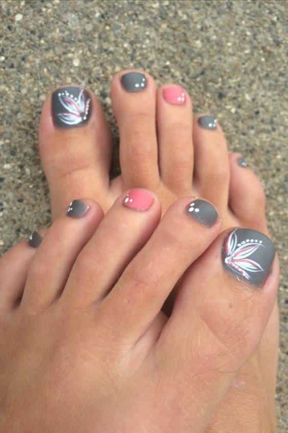 Leaf Toe Nail Designs – Grey and Pink
