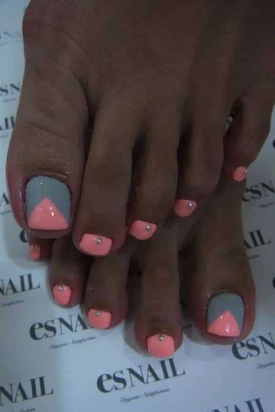 Toe Nail Designs – Grey and Pink