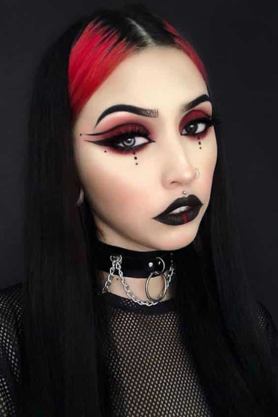 Decent and Elegant Vampire Makeup Ideas with Red Hairs